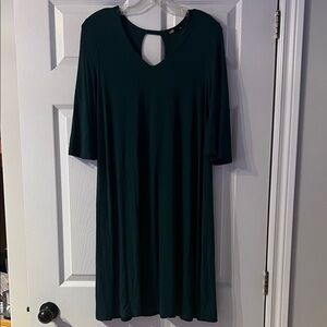 Elegant Green Midi Dress